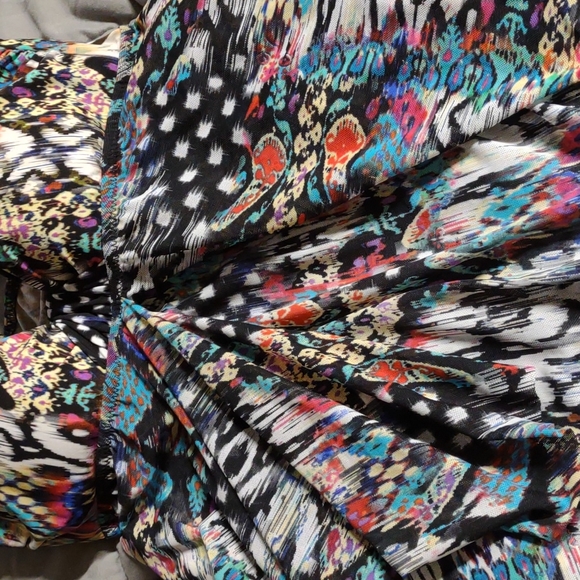 Women's Profile size 8 Top with built-in Bra - Picture 8 of 9